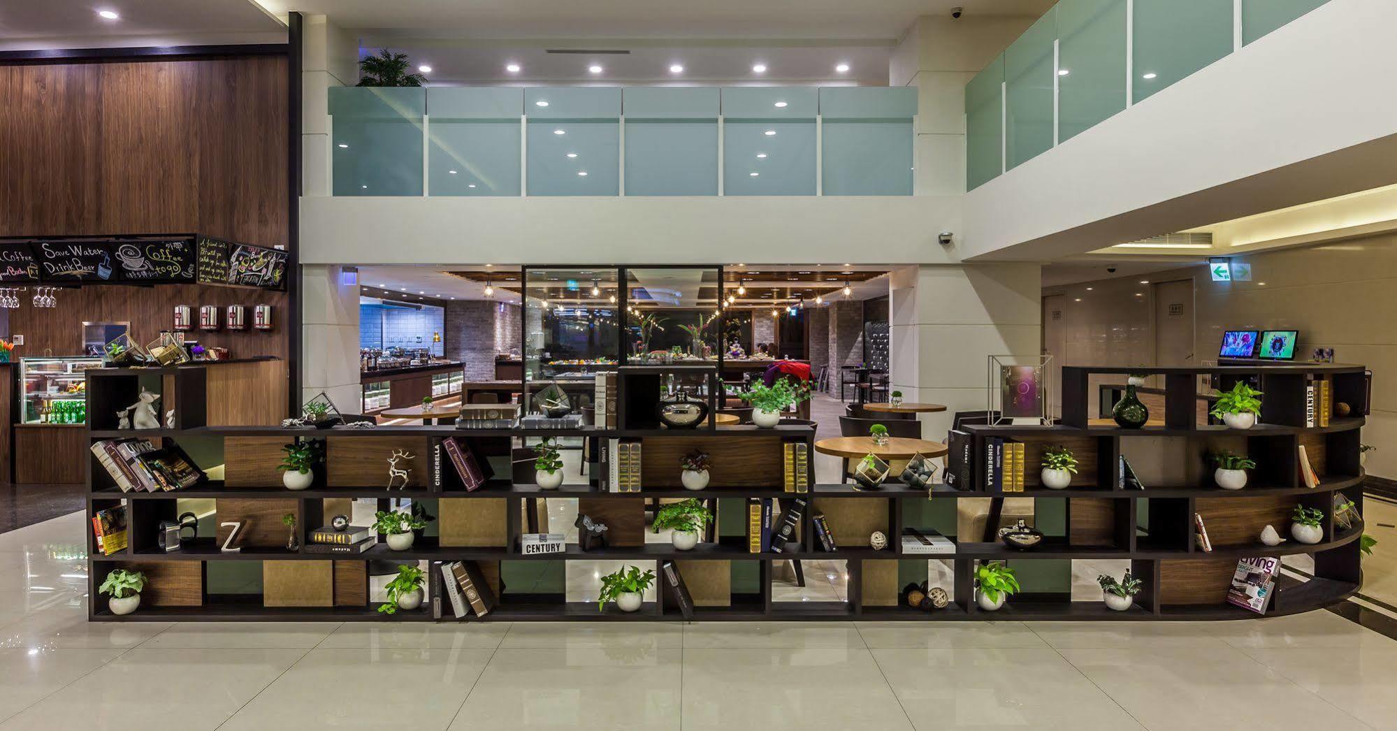 Check Inn Taipei Neihu Ngoại thất bức ảnh